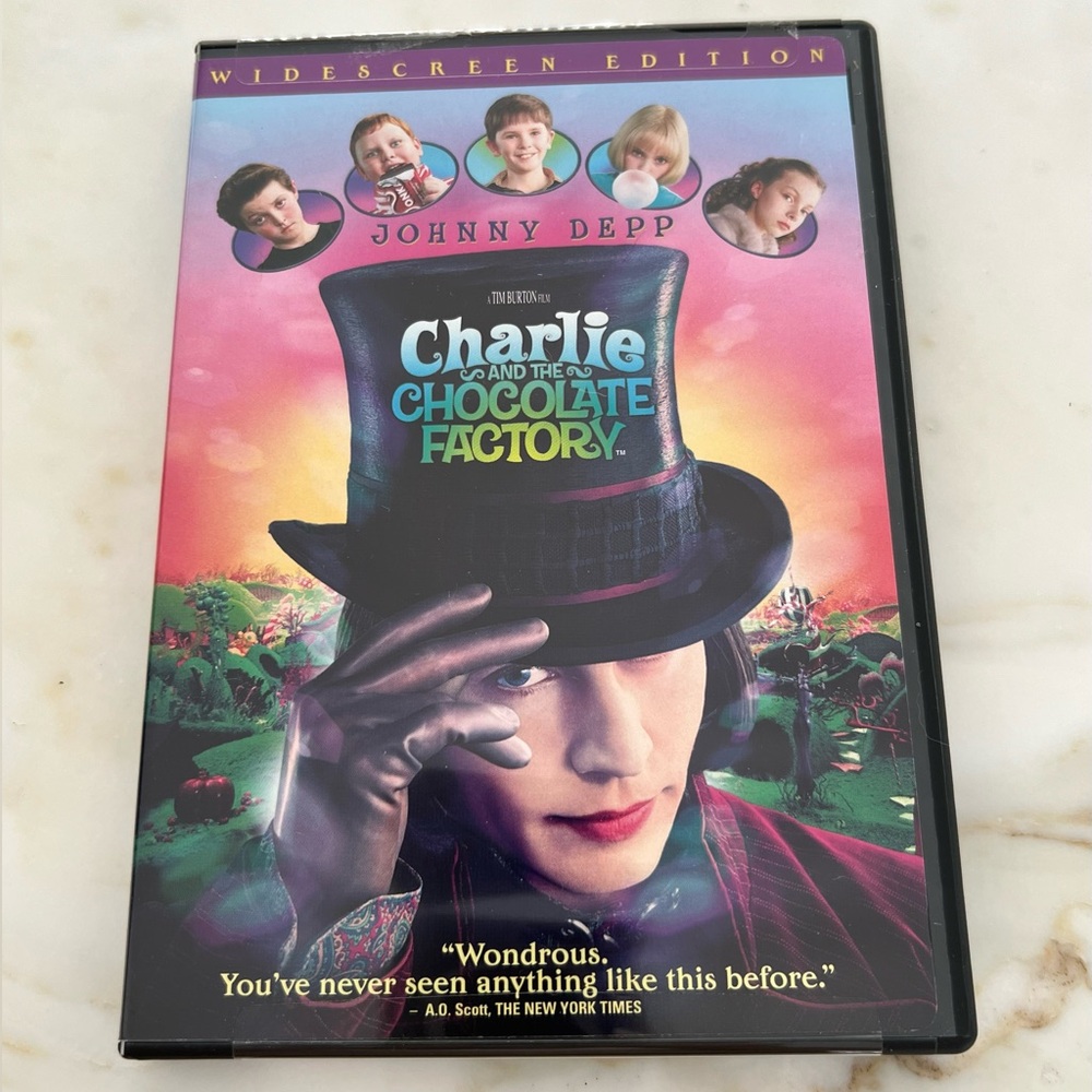 CHARLIE AND THE CHOCOLATE FACTORY WIDESCREEN EDITION